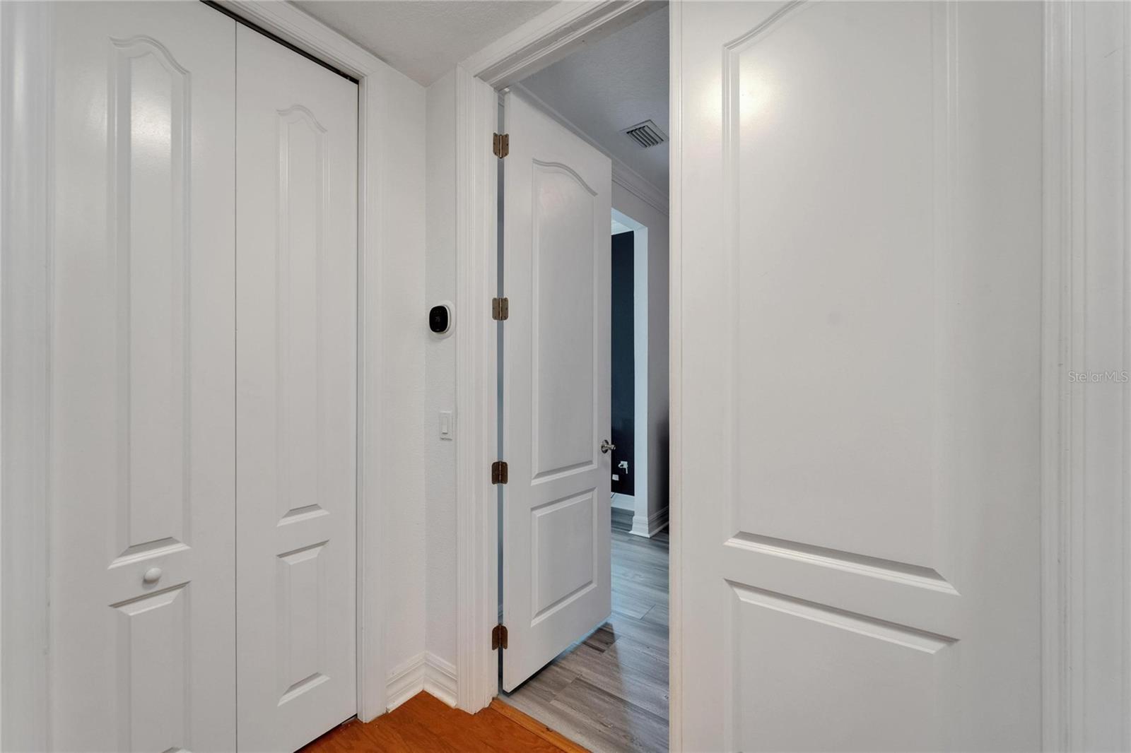 Listing photo id 44 for 6412 Mayra Shores Lane
