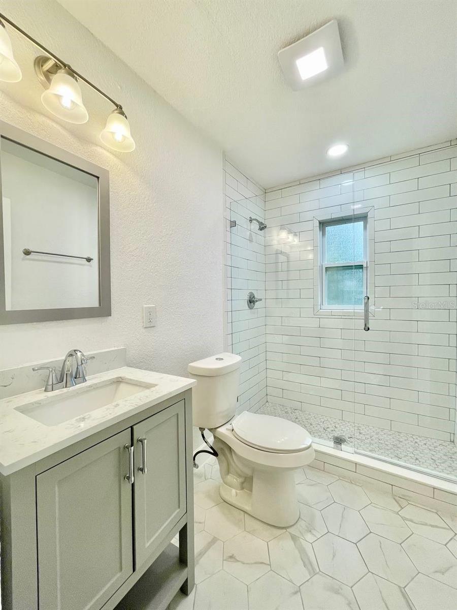 Image 13 of 25 For 5019 86th Street
