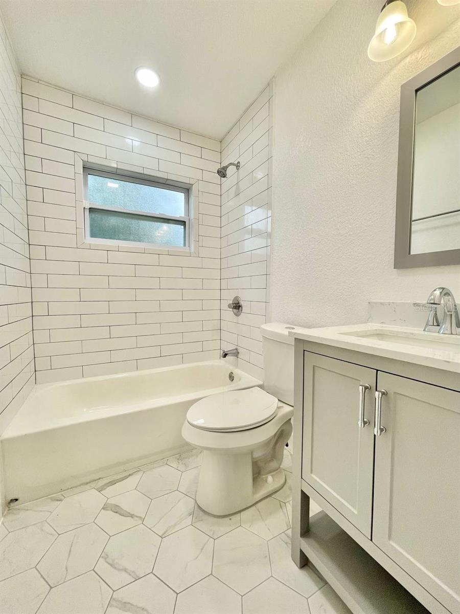 Image 17 of 25 For 5019 86th Street
