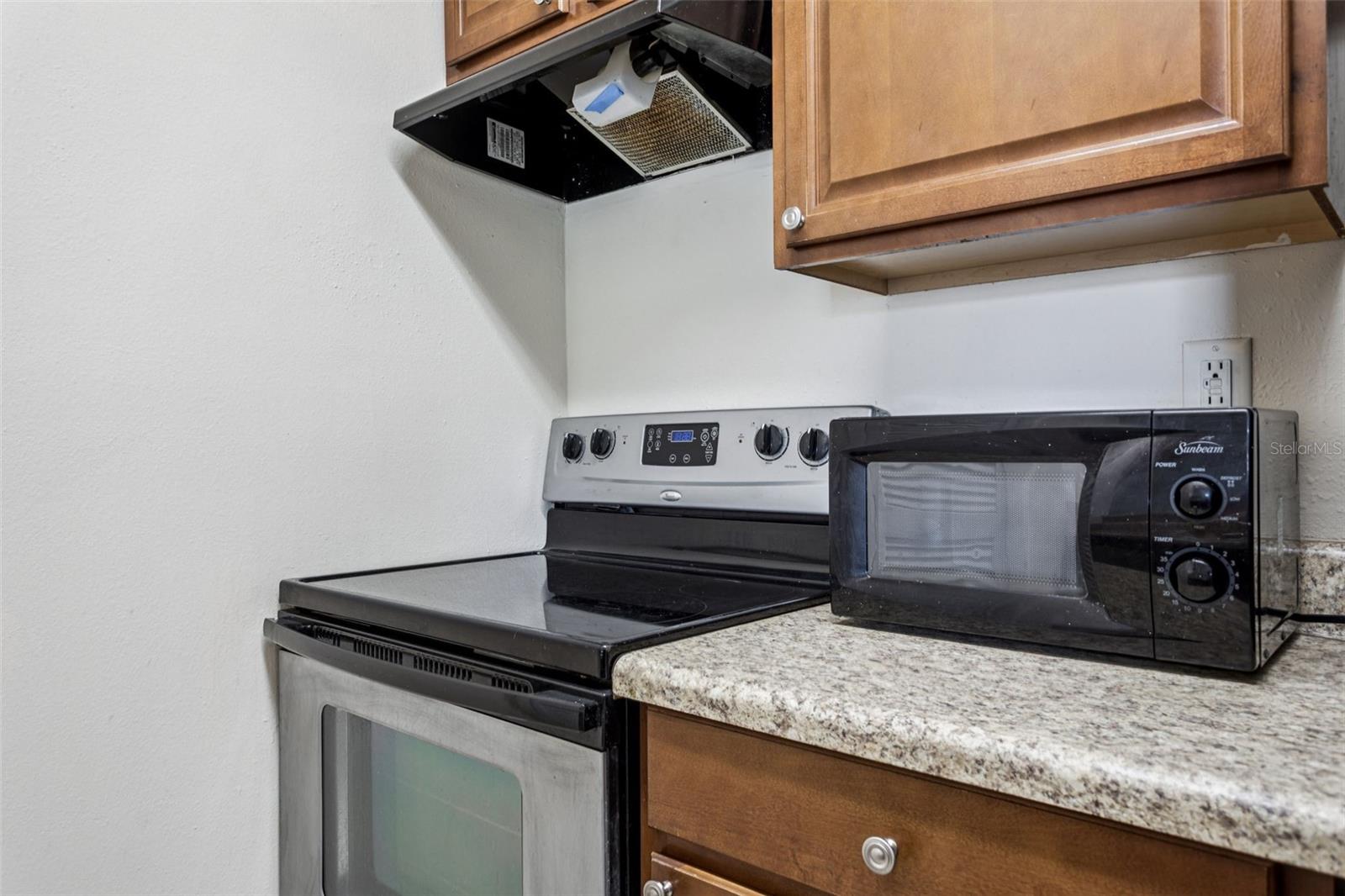 Image 10 of 24 For 8645 Fancy Finch Drive 204