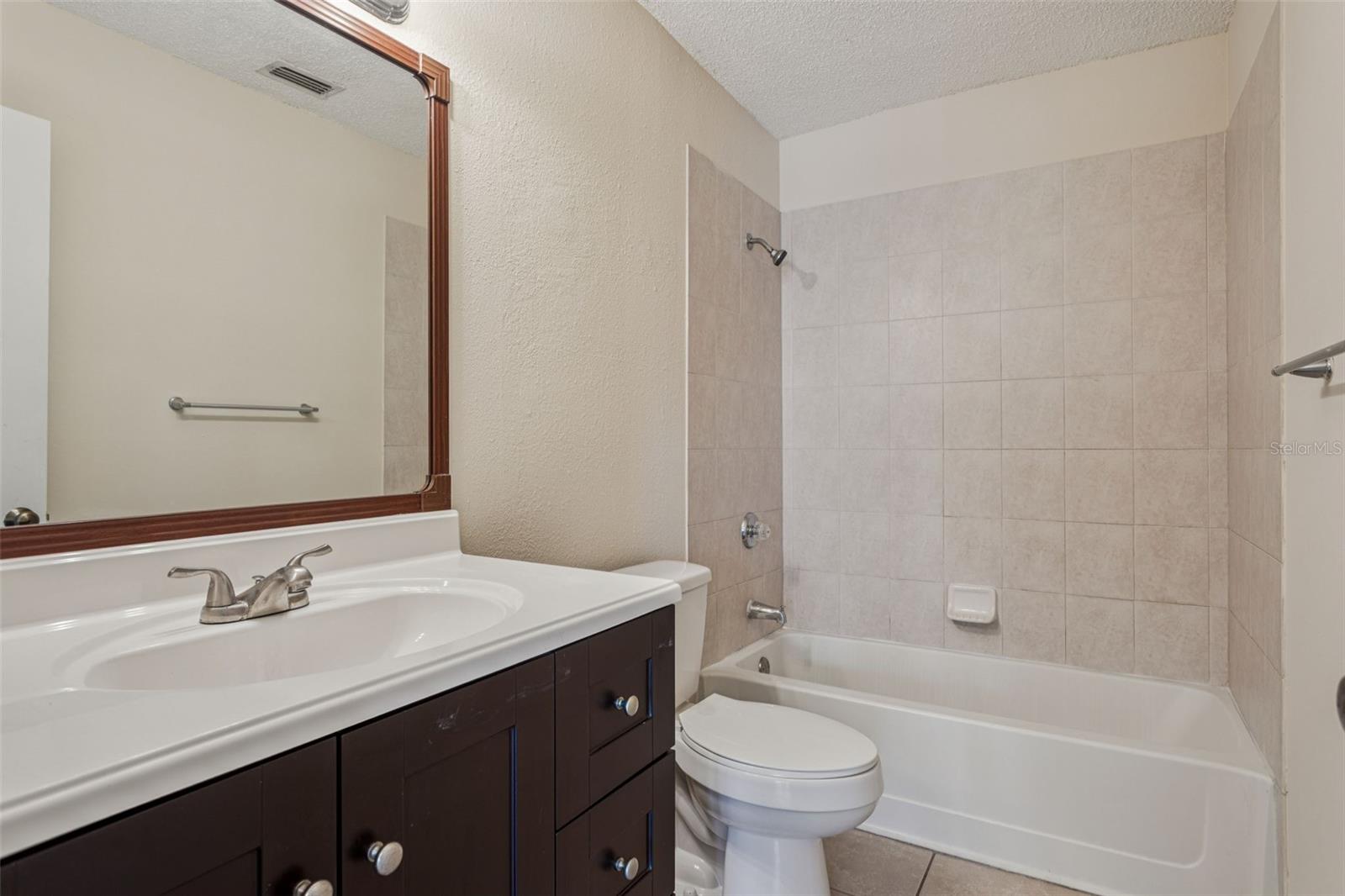 Image 14 of 24 For 8645 Fancy Finch Drive 204