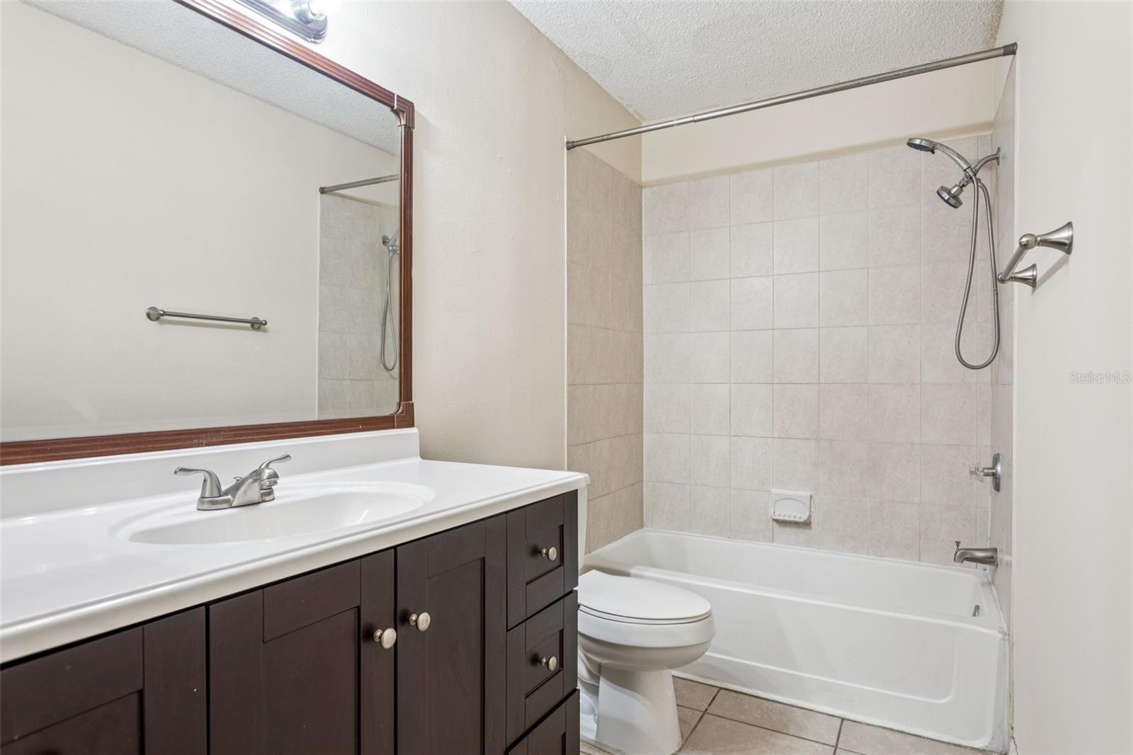 Image 20 of 24 For 8645 Fancy Finch Drive 204