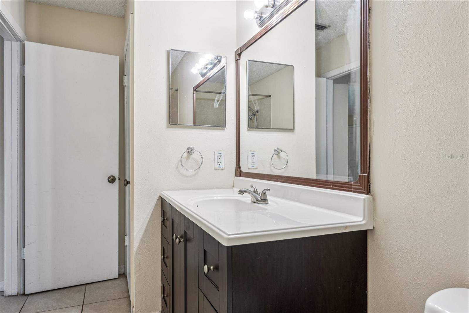 Image 21 of 24 For 8645 Fancy Finch Drive 204