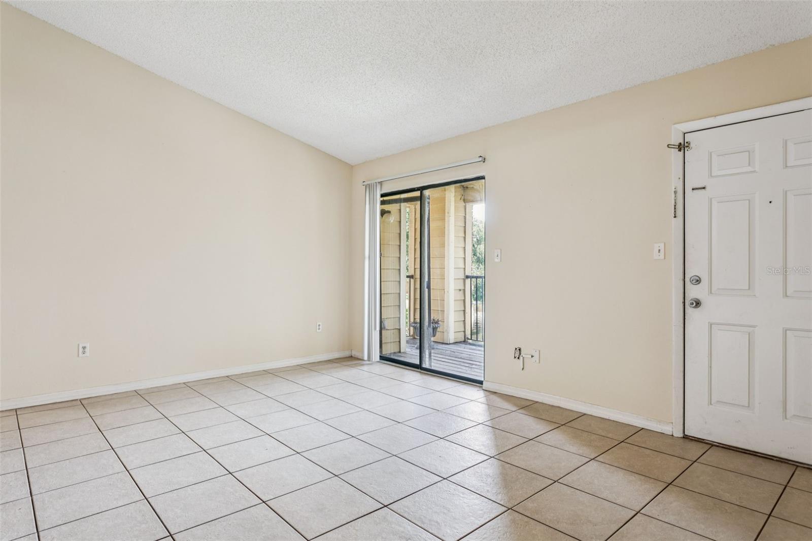 Image 4 of 24 For 8645 Fancy Finch Drive 204