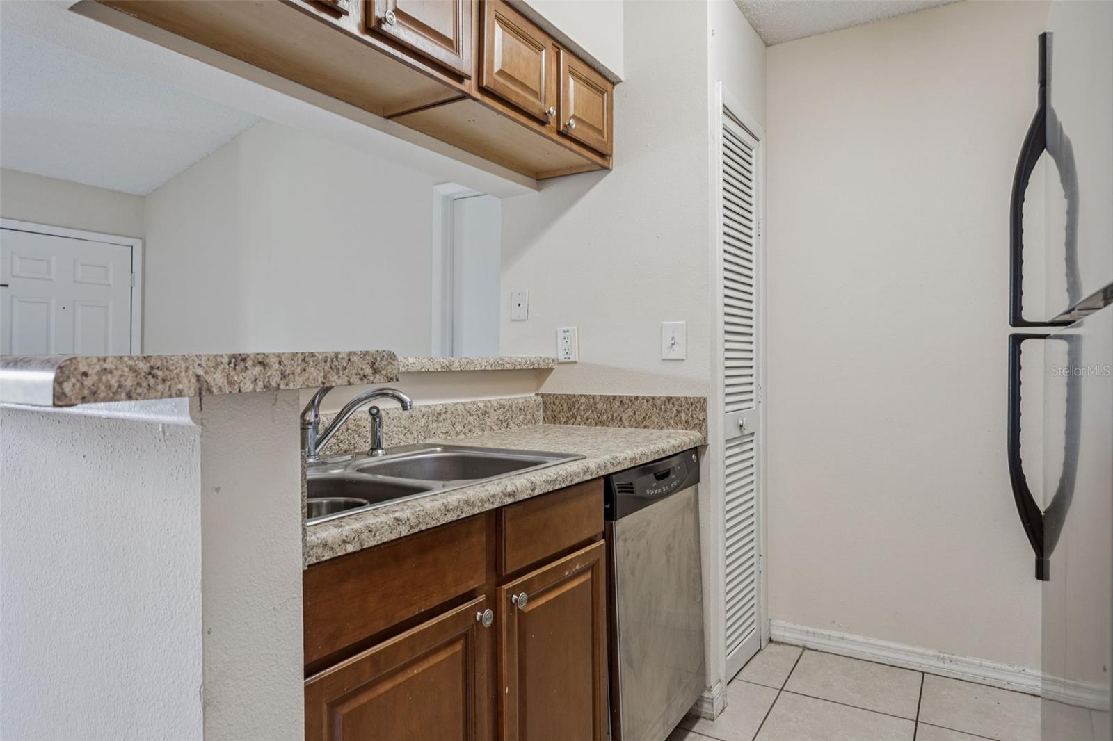 Image 9 of 24 For 8645 Fancy Finch Drive 204