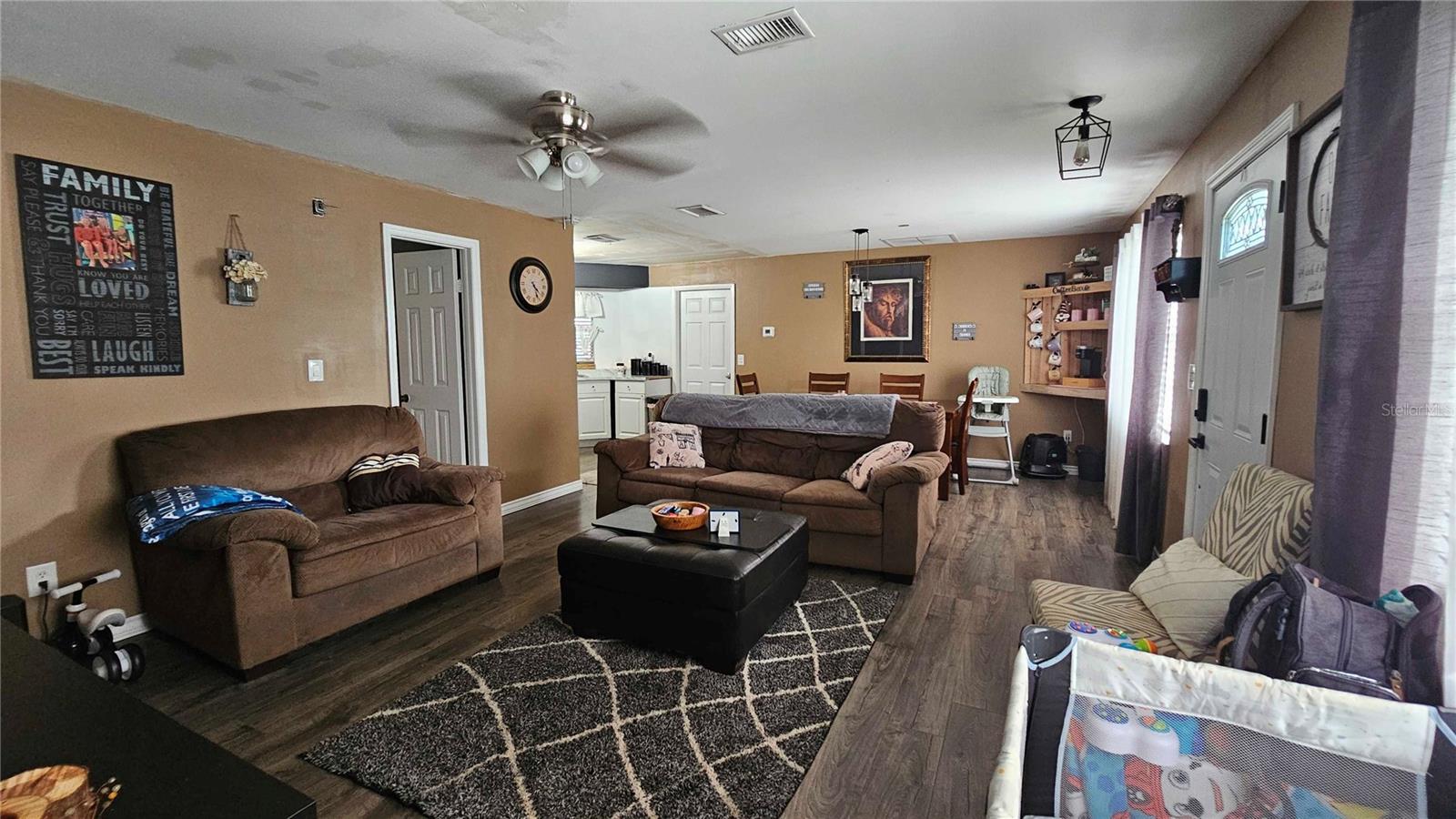 Image 7 of 12 For 5623 Southernview Drive