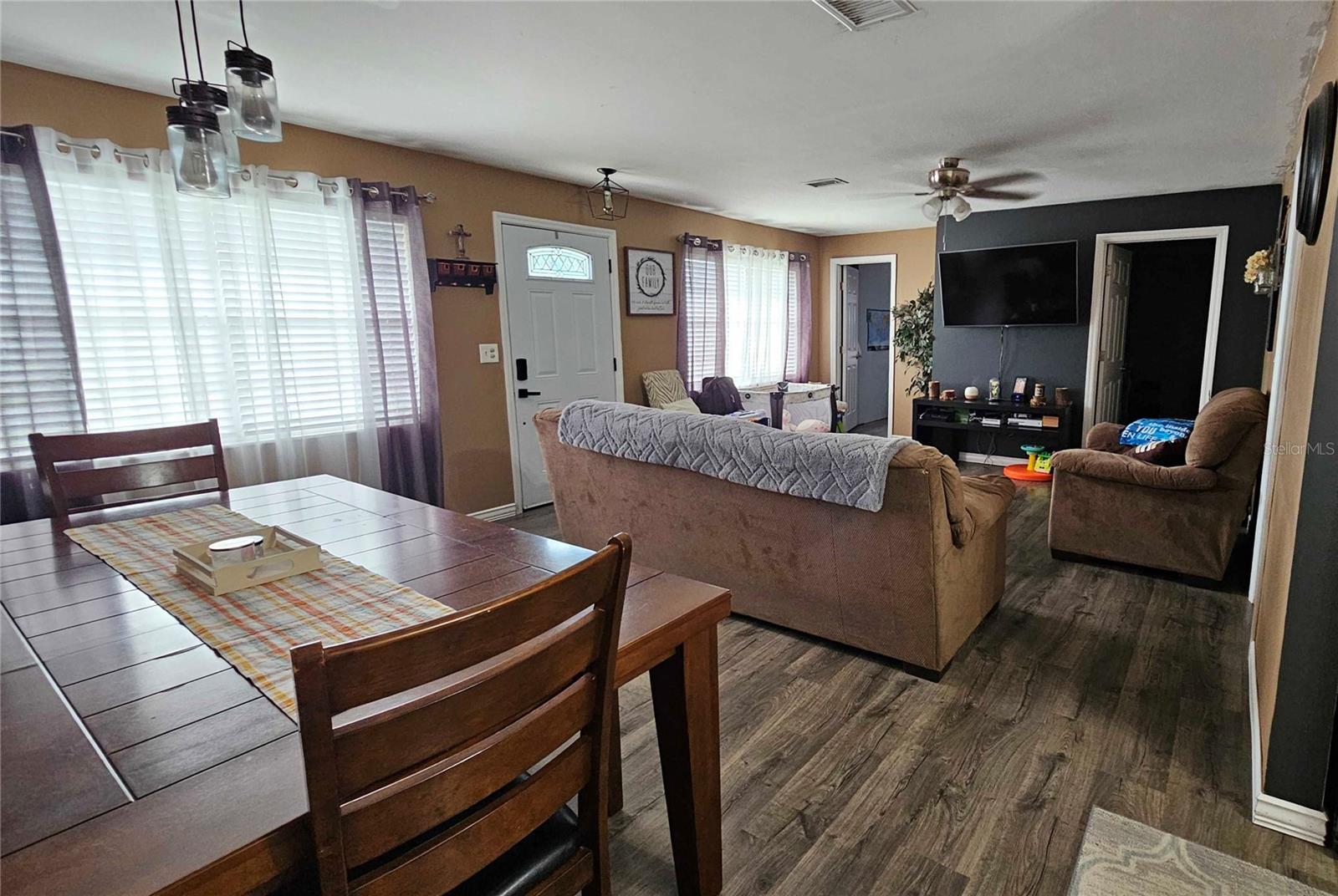 Image 9 of 12 For 5623 Southernview Drive