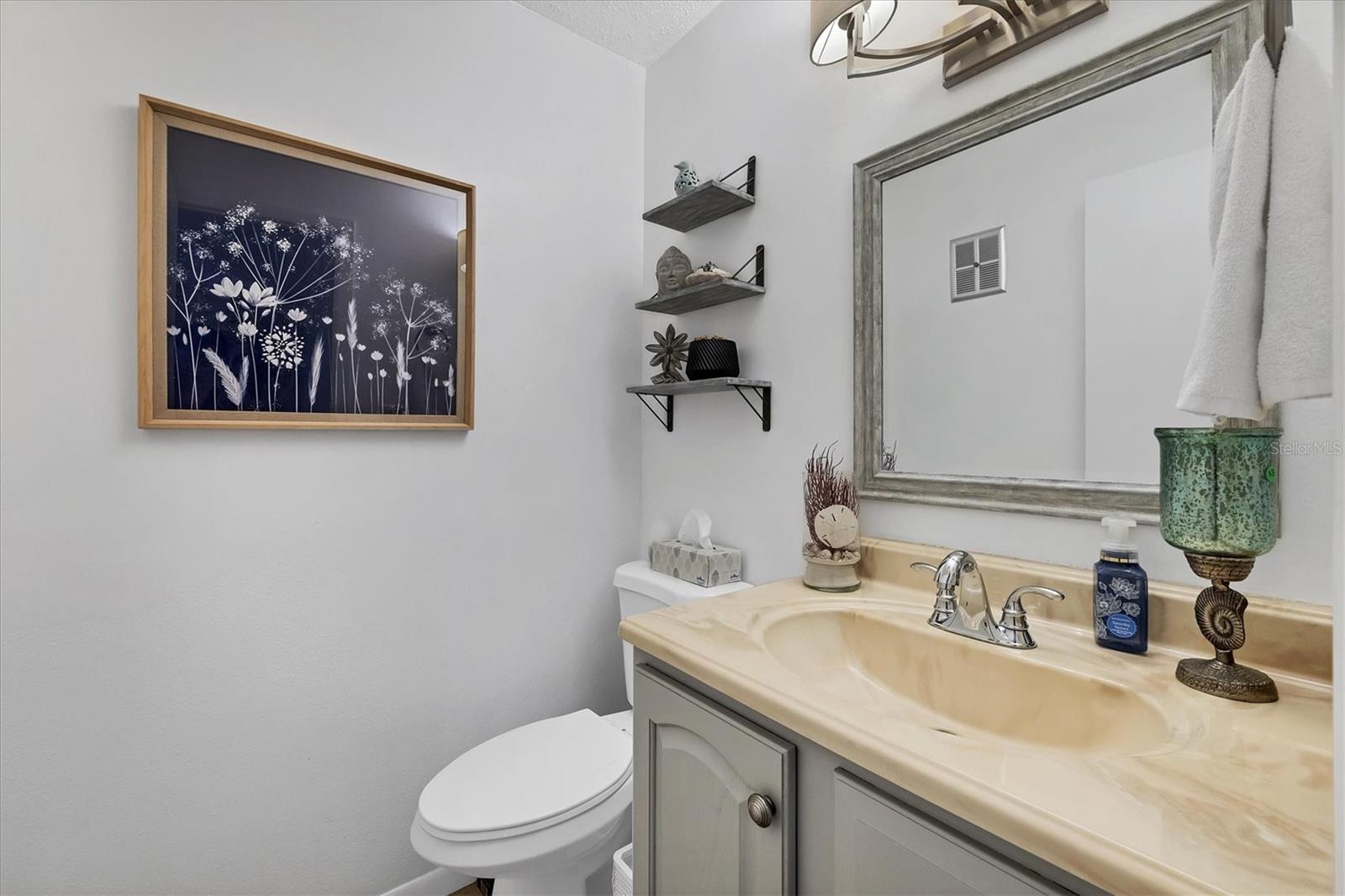 Image 26 of 40 For 5623 80th Street N 303