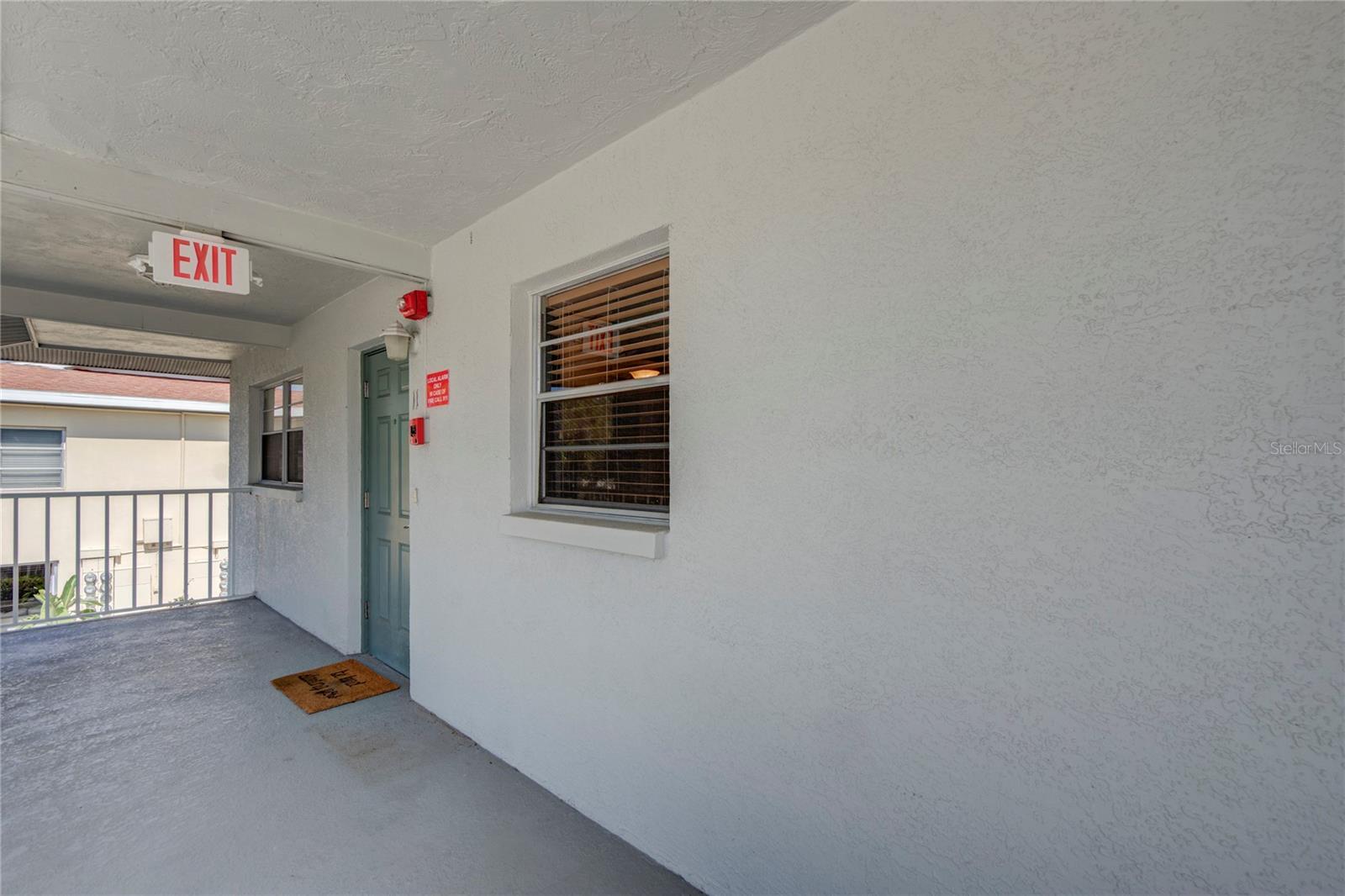 Image 6 of 48 For 3717 46th Avenue S 11
