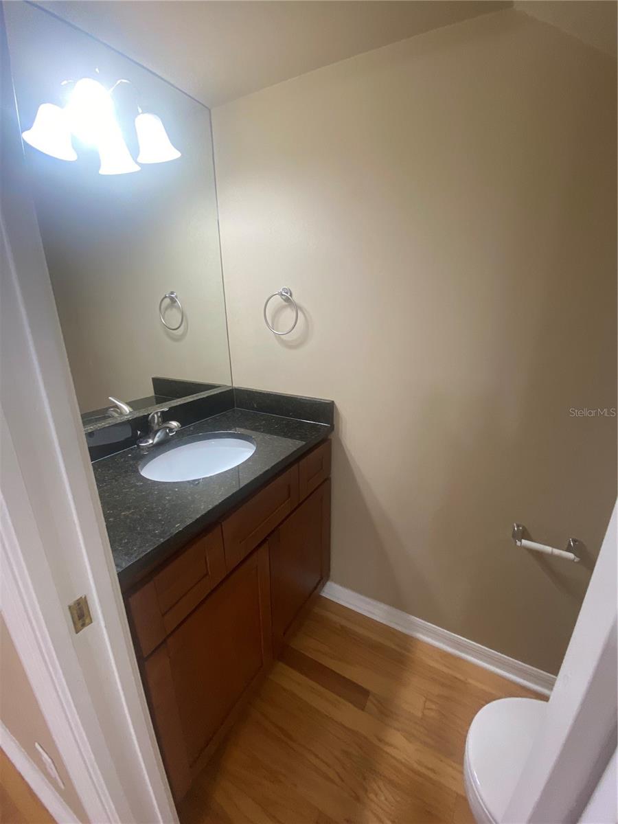 Image 9 of 12 For 315 Edison Avenue 6