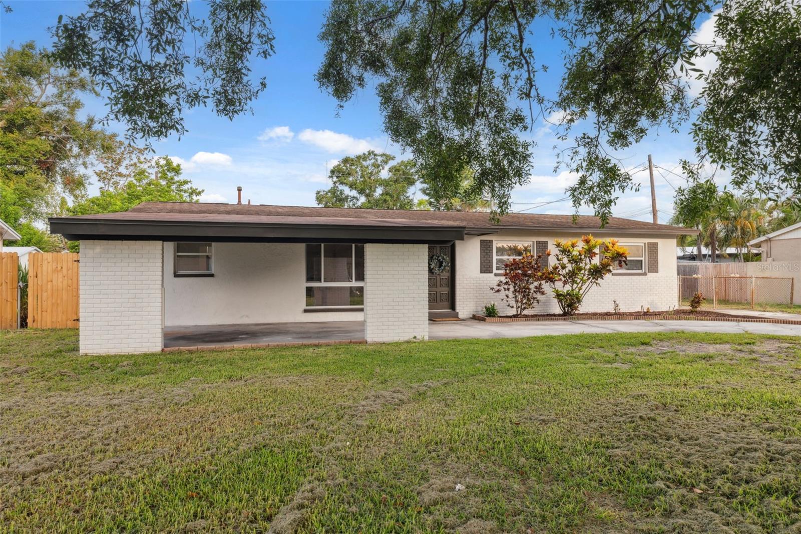Details for 8256 Lark Street, SEMINOLE, FL 33777