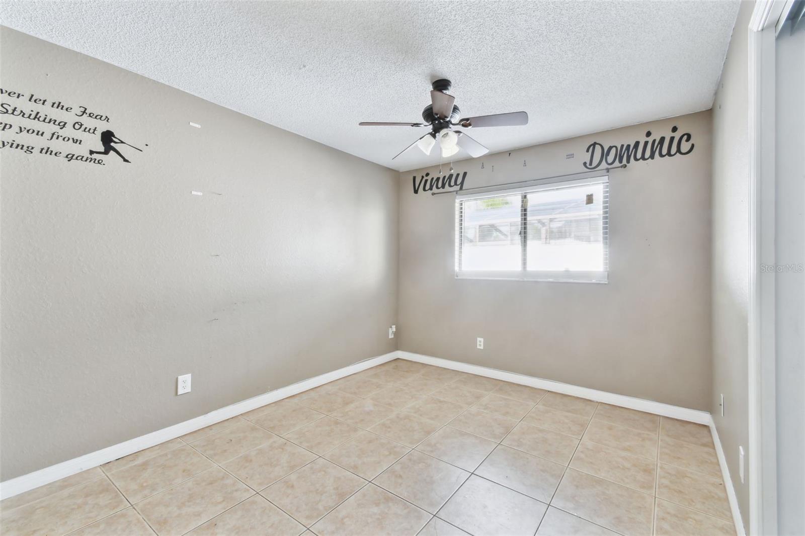 Image 22 of 79 For 11304 Plumtree Court