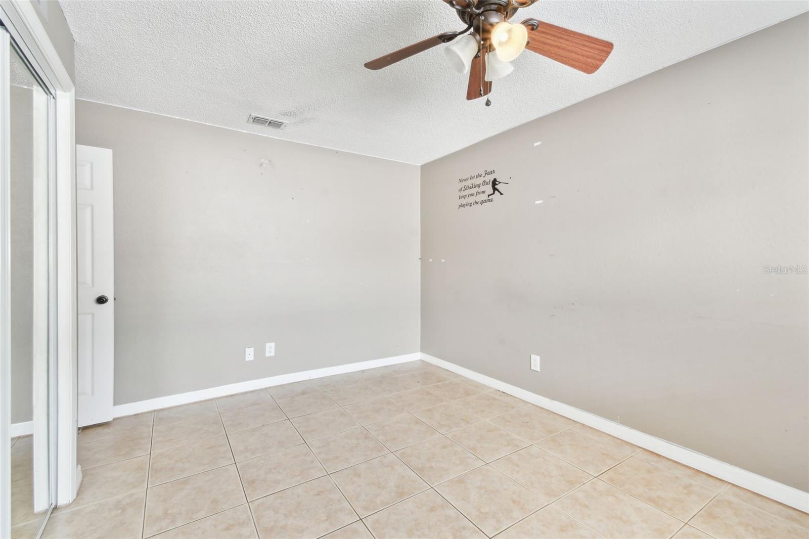 Image 25 of 79 For 11304 Plumtree Court