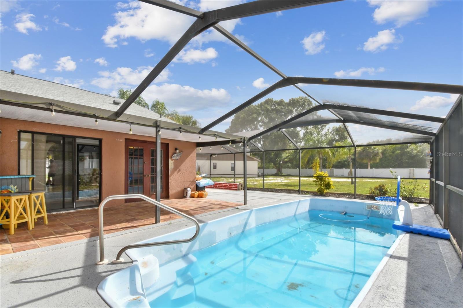 Image 43 of 79 For 11304 Plumtree Court