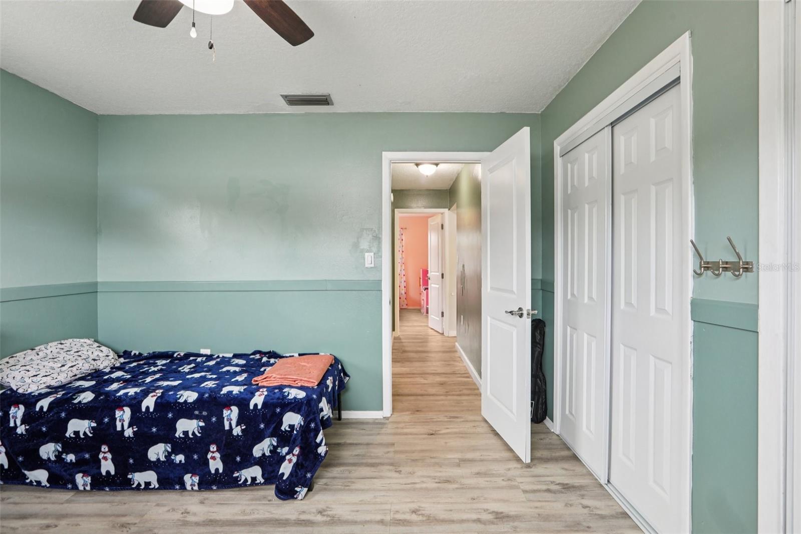 Listing photo id 17 for 11301 Possum Trail