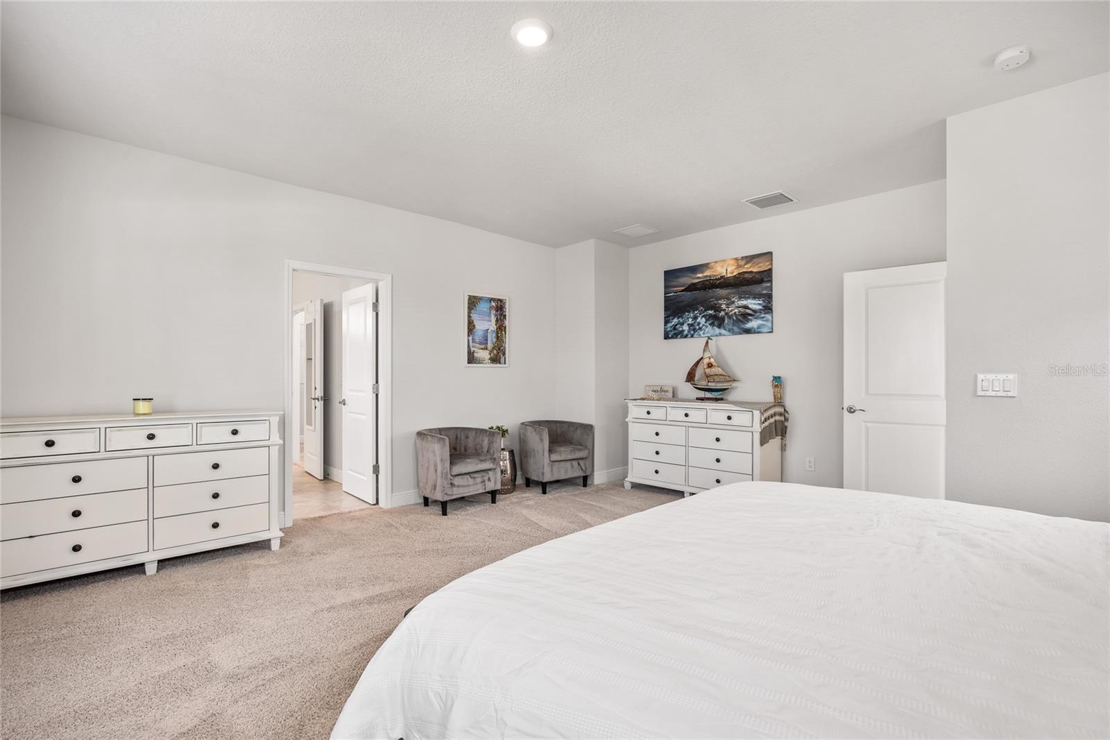 Image 30 of 49 For 3236 19th Street N