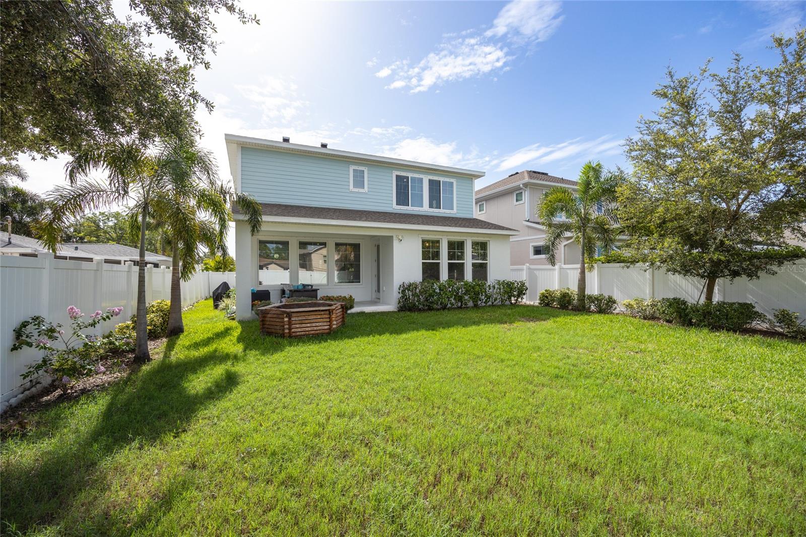 Image 5 of 49 For 3236 19th Street N