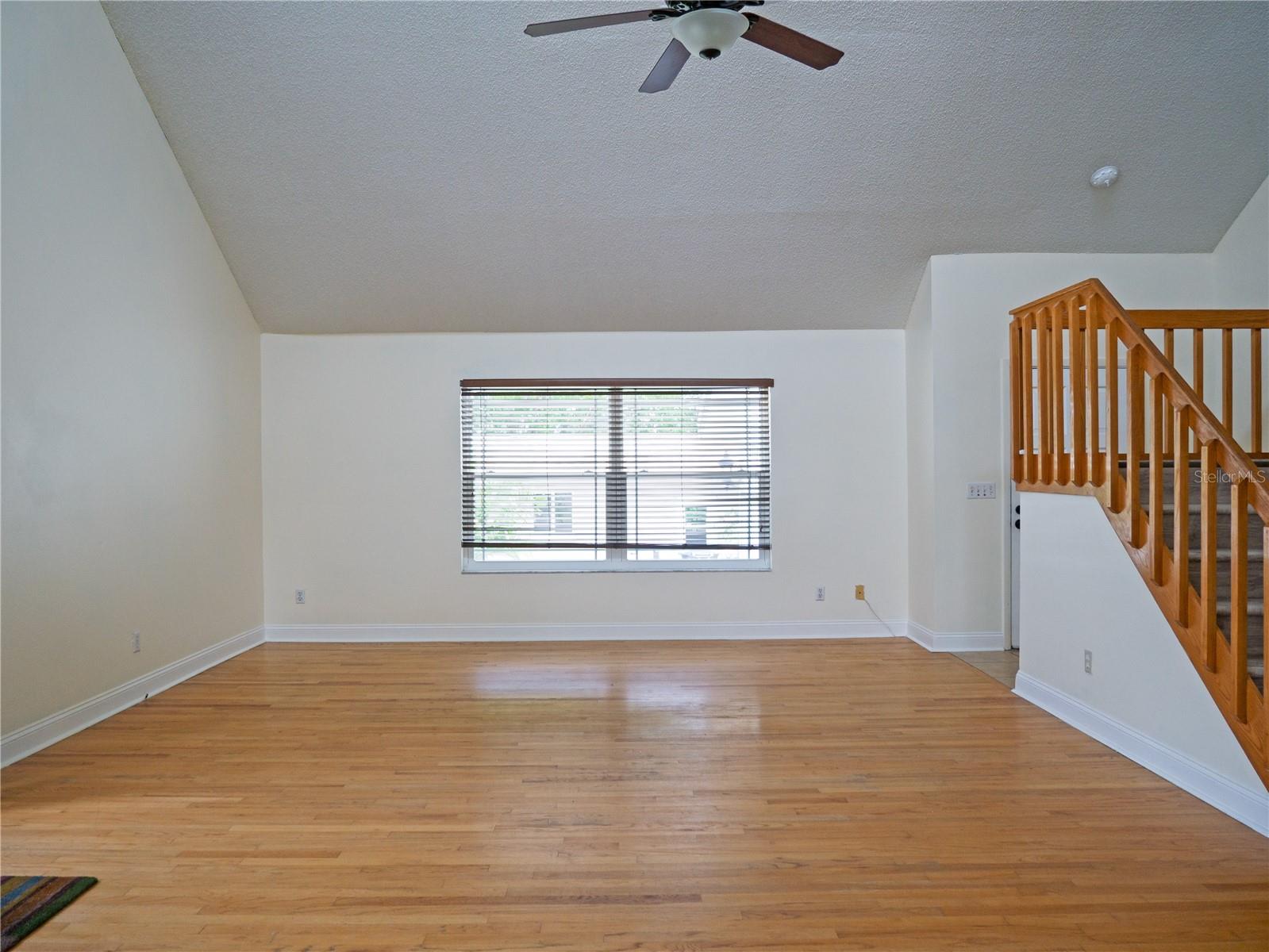 Image 4 of 34 For 8759 Orient Way Ne