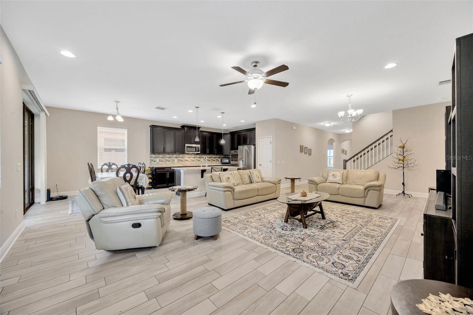 Image 12 of 55 For 18125 Roseate Drive