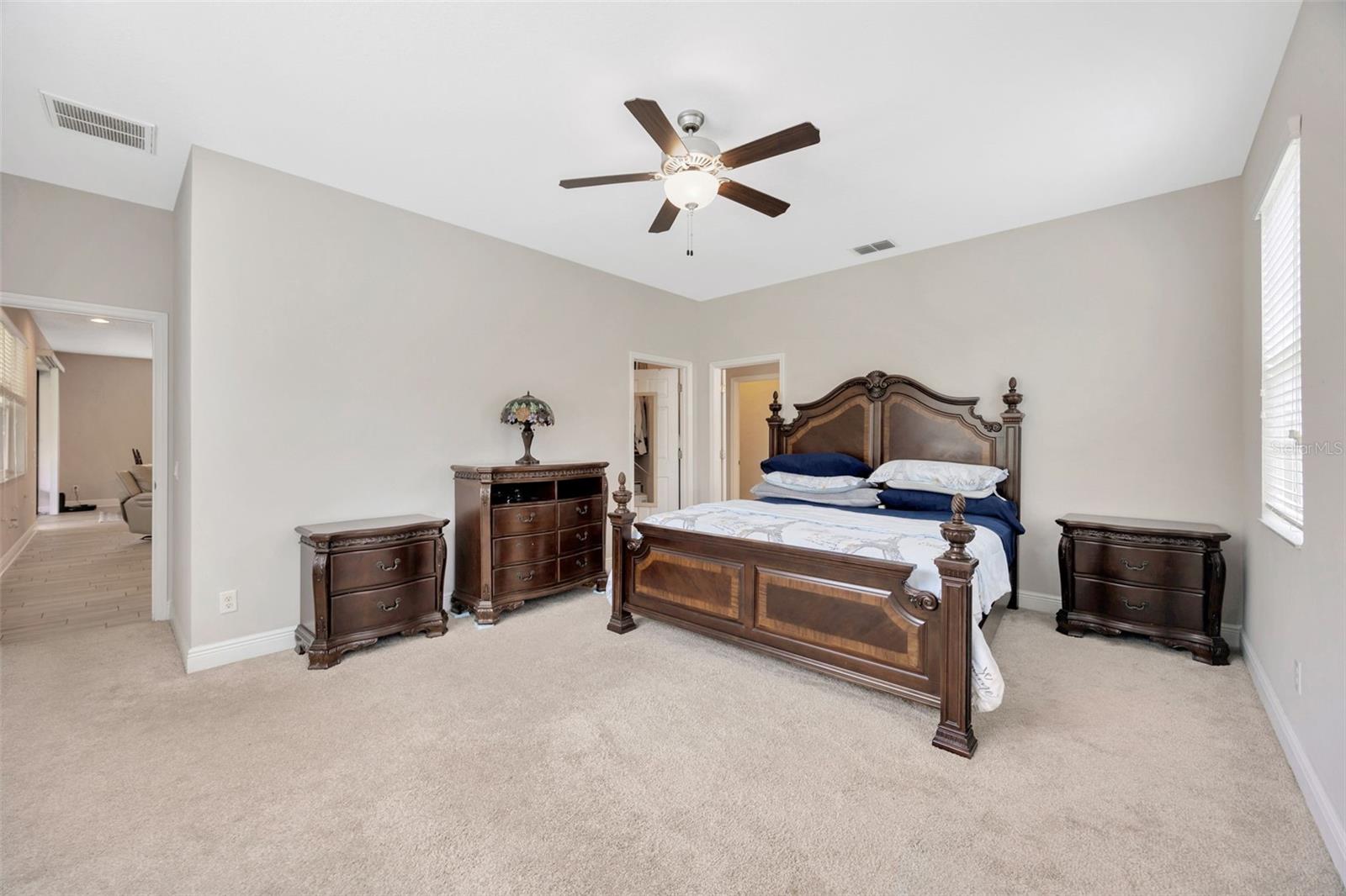Image 16 of 55 For 18125 Roseate Drive