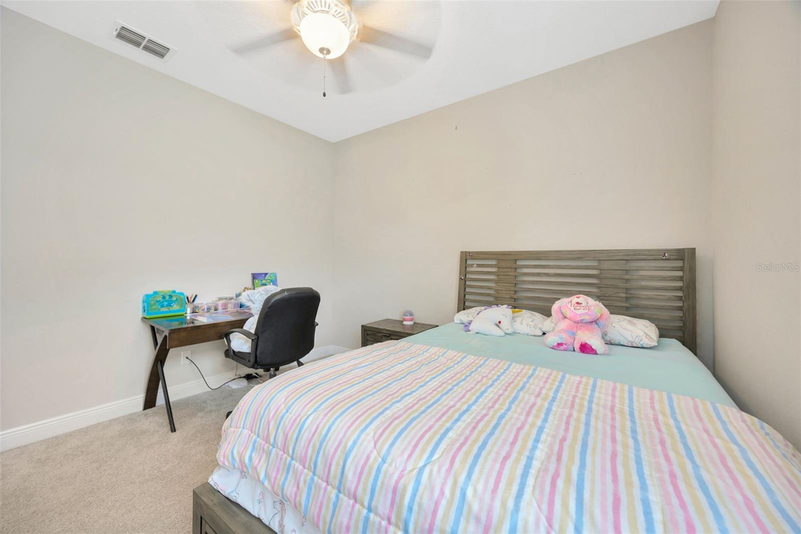 Image 21 of 55 For 18125 Roseate Drive
