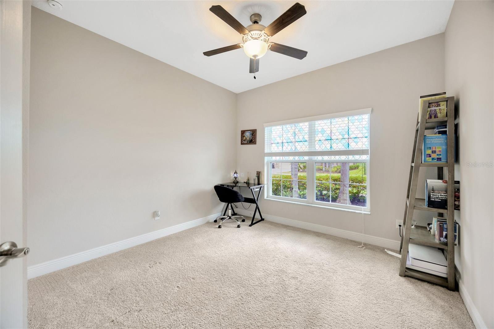 Image 24 of 55 For 18125 Roseate Drive