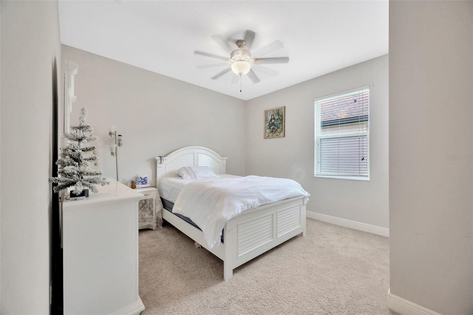 Image 29 of 55 For 18125 Roseate Drive