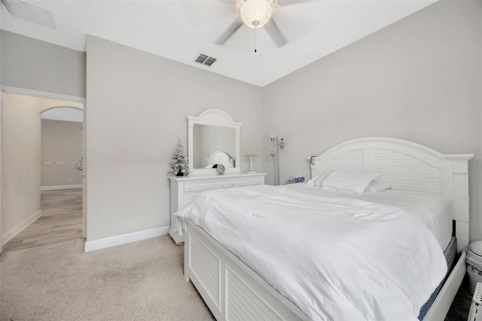 Image 30 of 55 For 18125 Roseate Drive