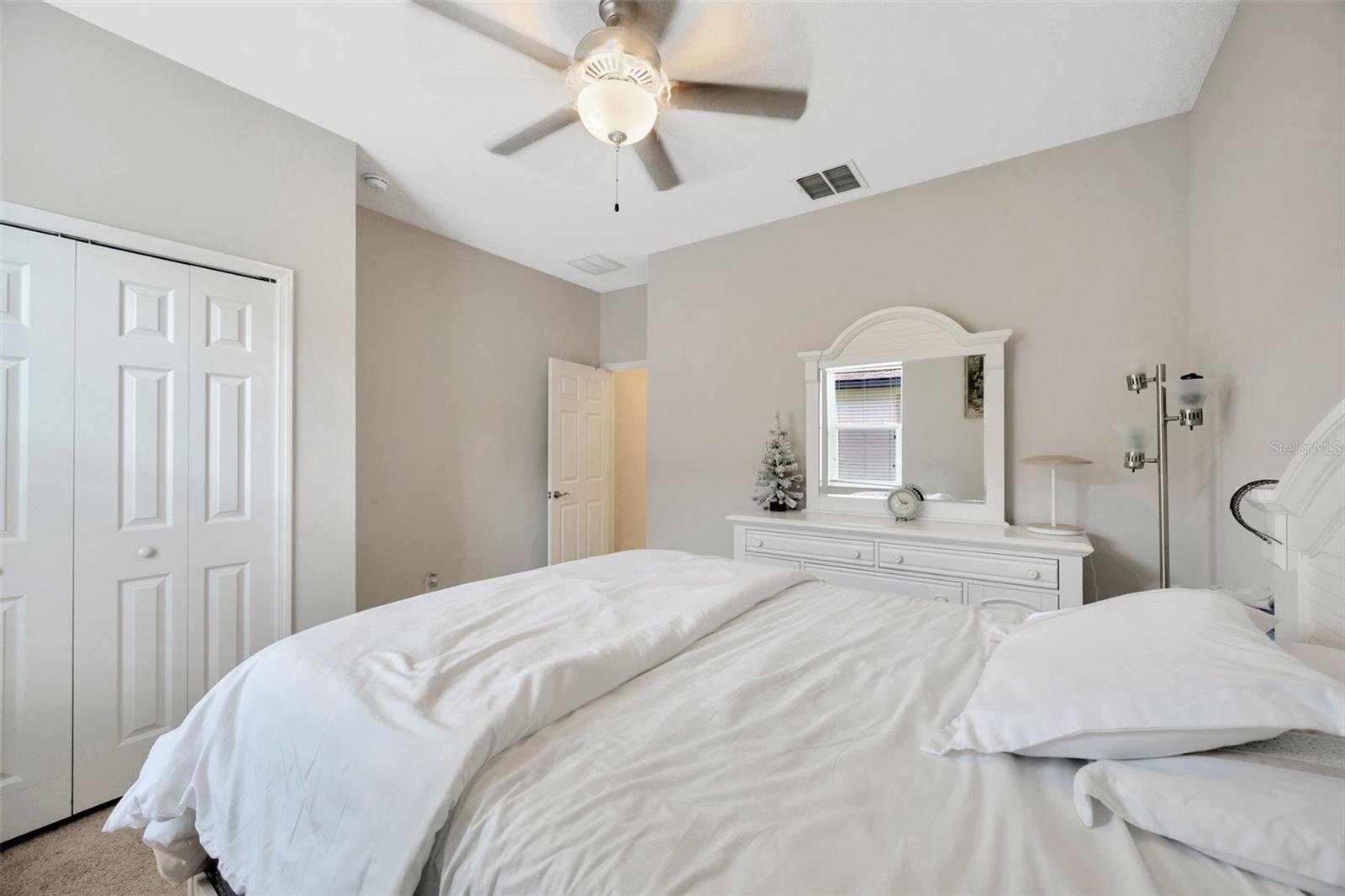 Image 31 of 55 For 18125 Roseate Drive