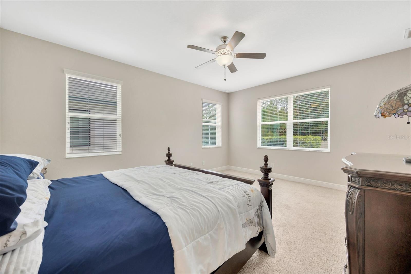 Image 33 of 55 For 18125 Roseate Drive