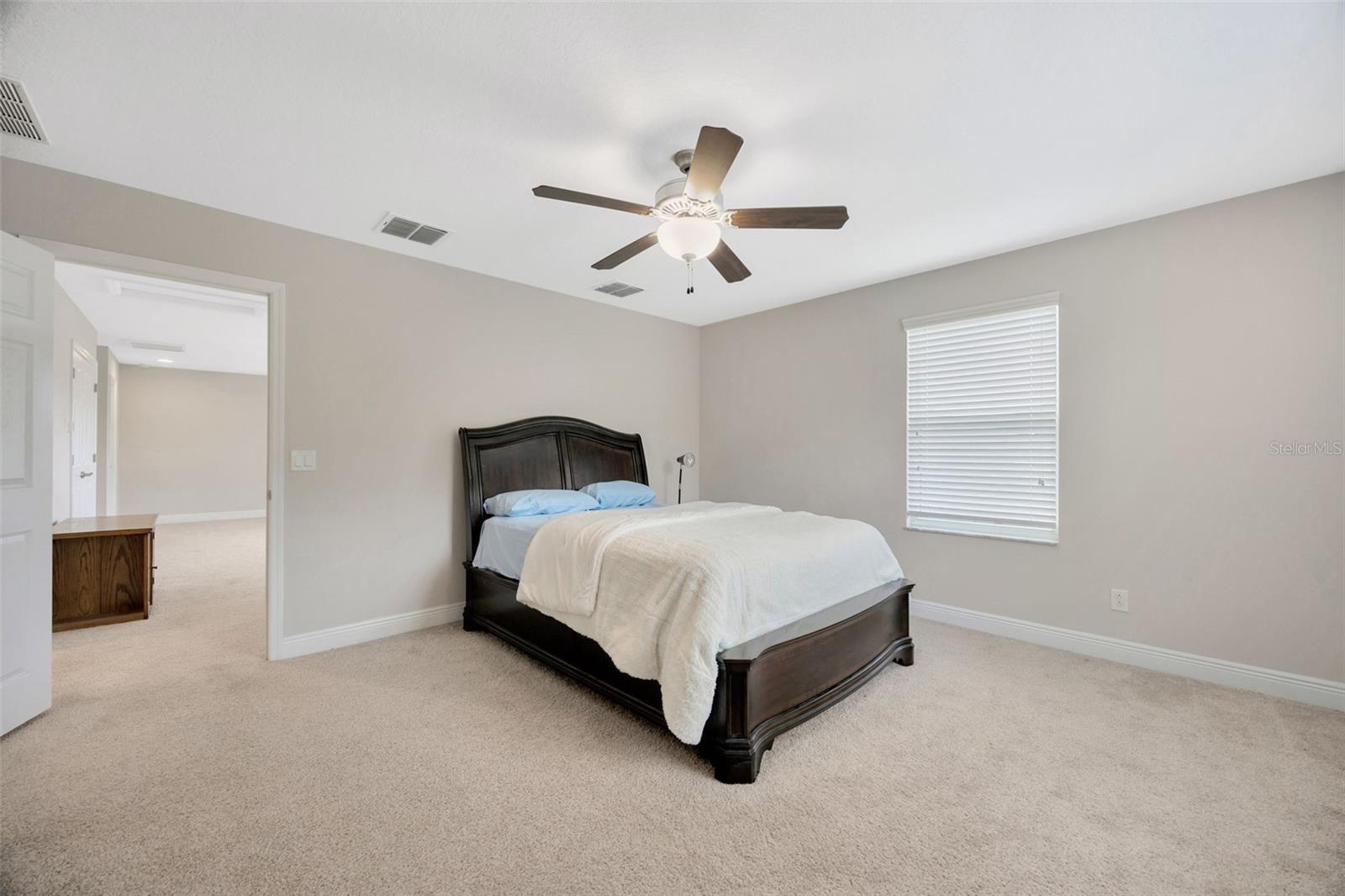 Image 40 of 55 For 18125 Roseate Drive