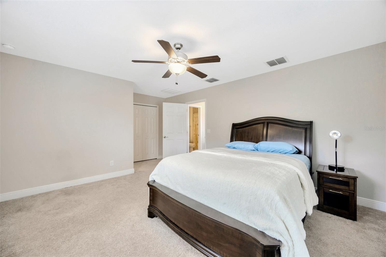 Image 41 of 55 For 18125 Roseate Drive