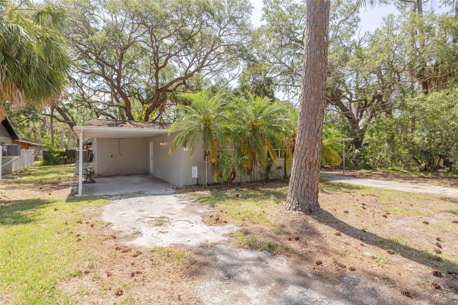 Image 2 of 16 For 7116-7120 Oakwood Drive