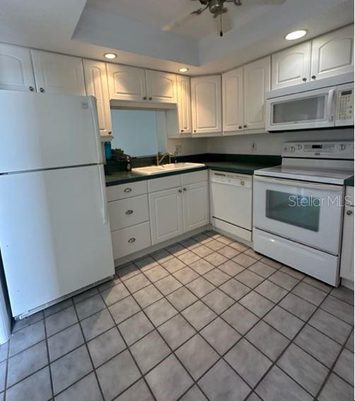 Image 3 of 18 For 2621 Cove Cay Drive 407