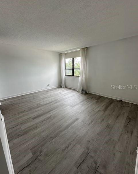 Image 9 of 18 For 2621 Cove Cay Drive 407