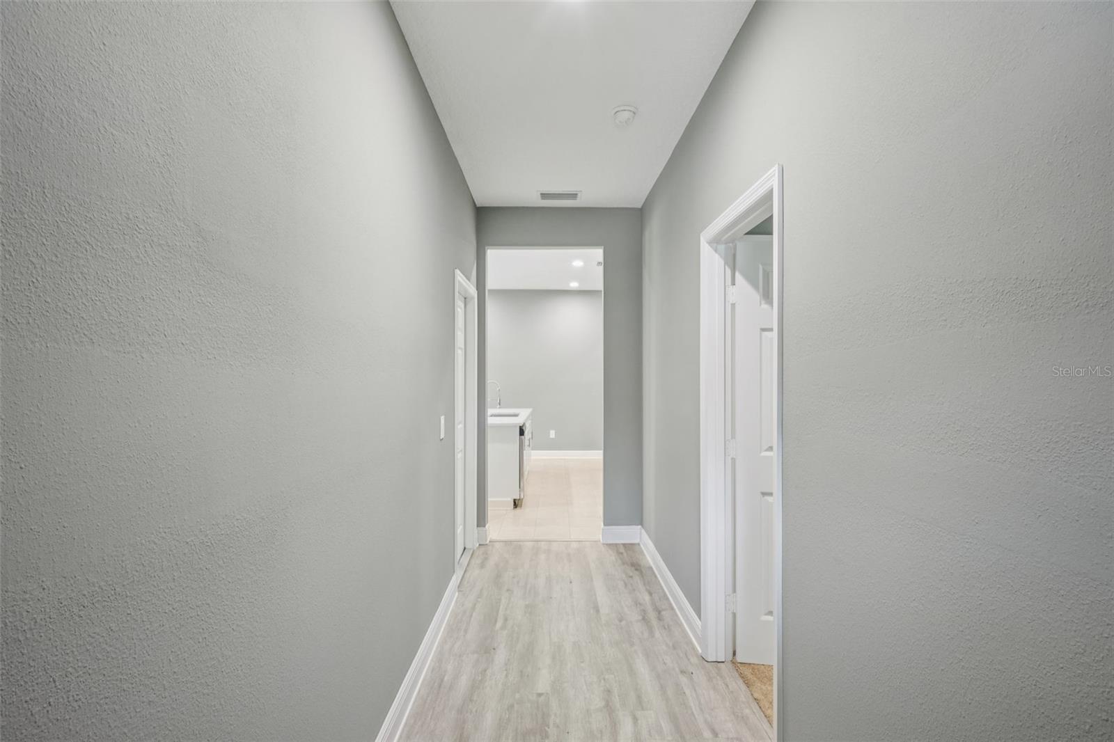 Image 21 of 25 For 10805 Juliann Road
