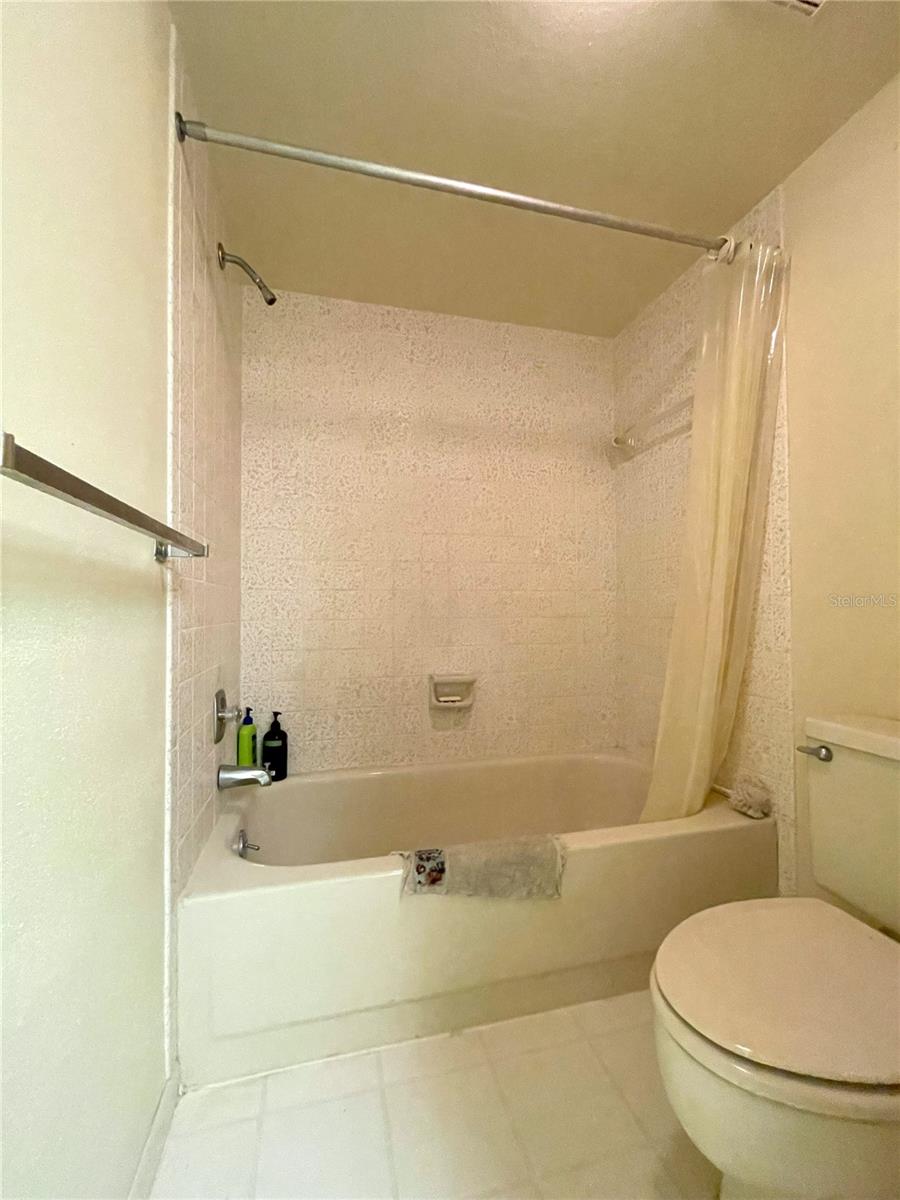 Image 11 of 21 For 9578 121st Street
