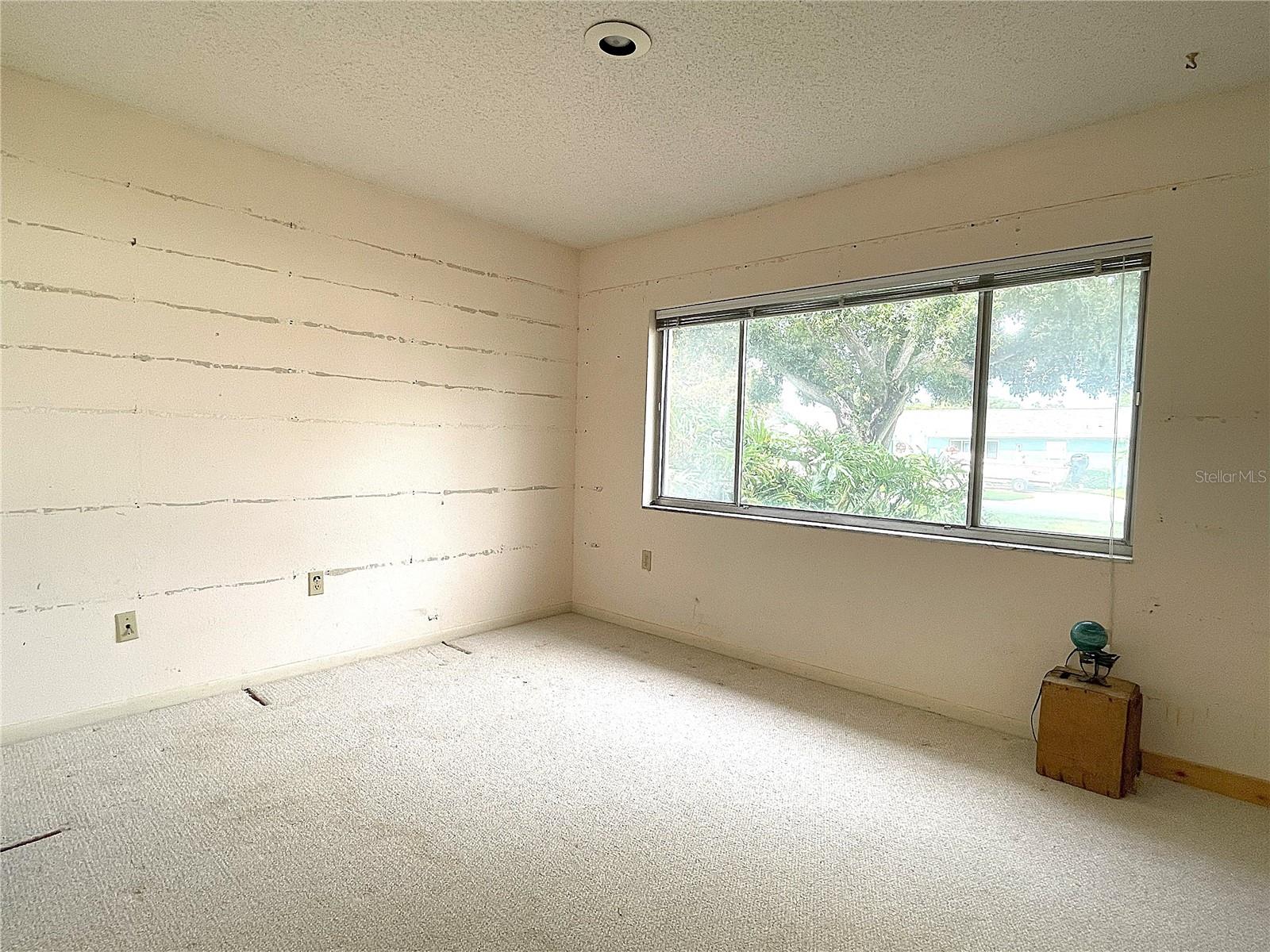 Image 14 of 21 For 9578 121st Street