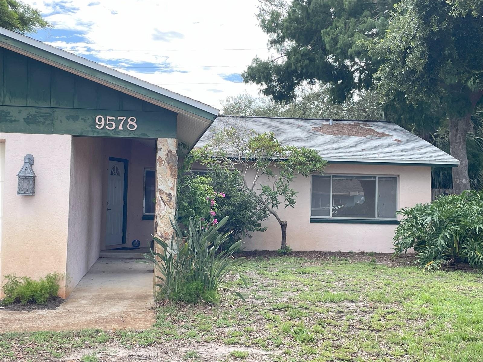 Image 2 of 21 For 9578 121st Street