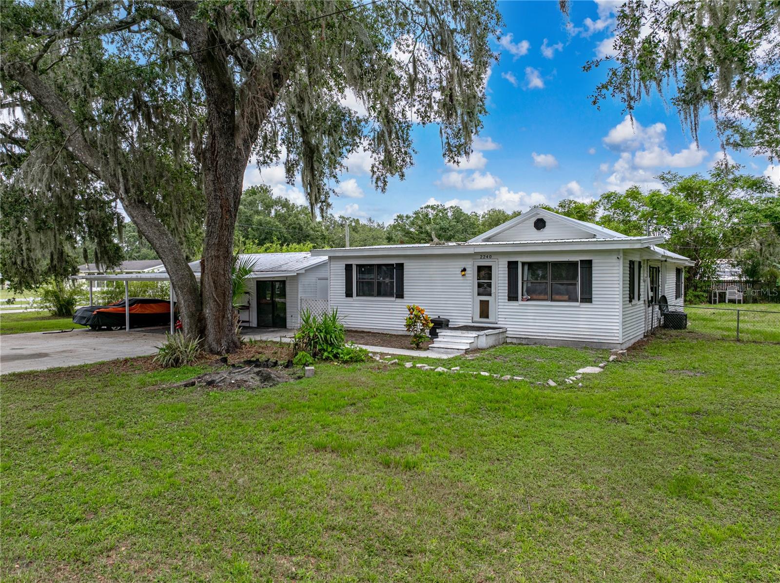 Image 4 of 60 For 2240 Parker Road