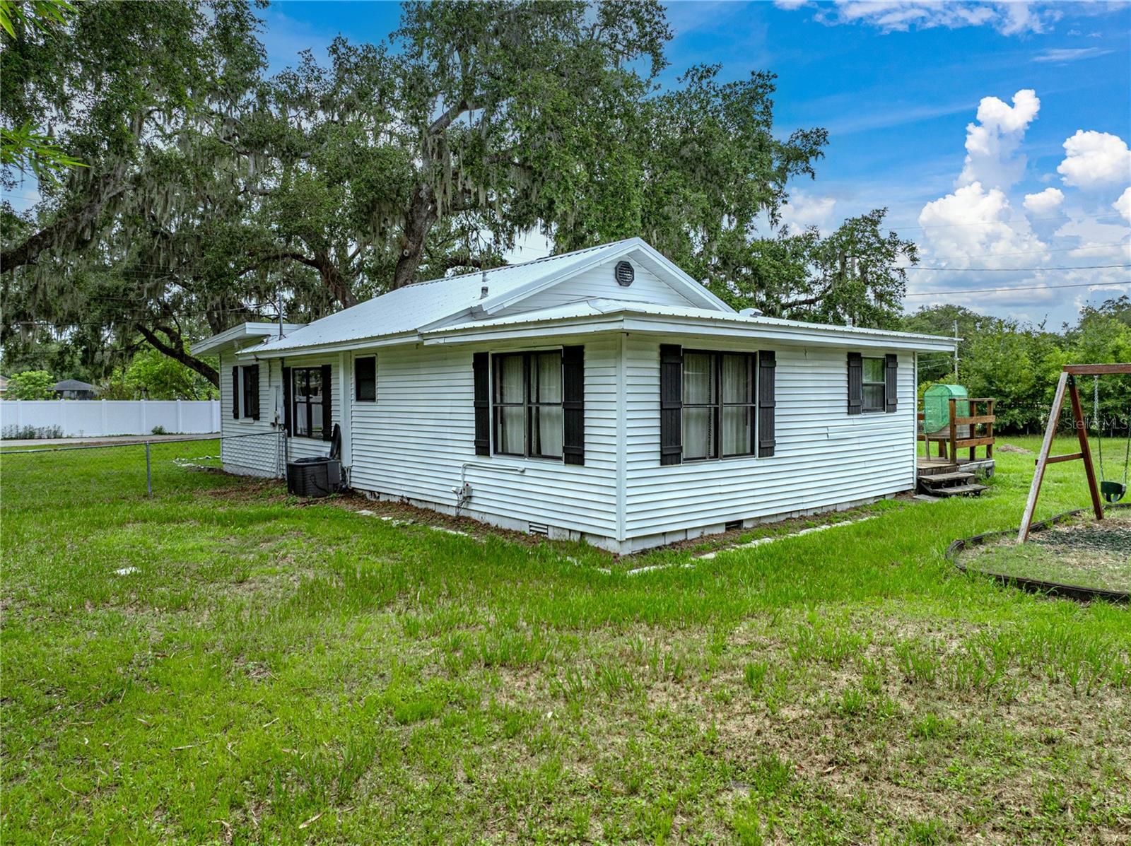 Image 47 of 60 For 2240 Parker Road