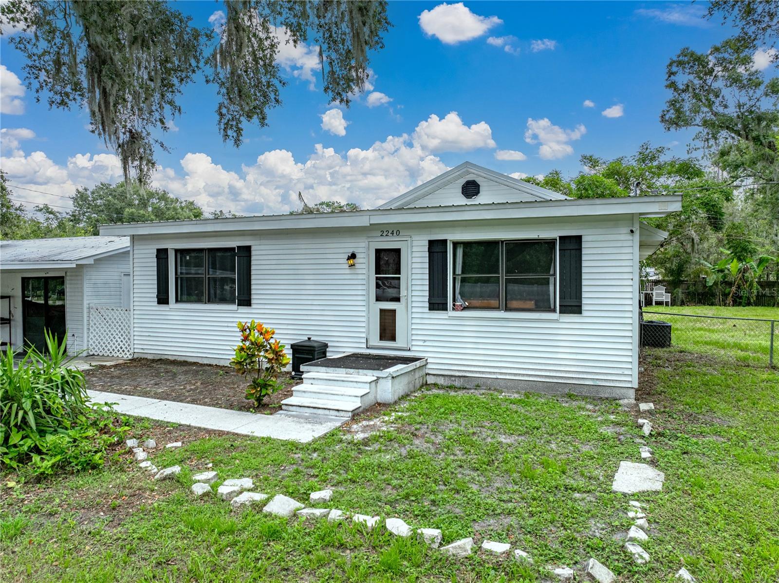 Image 8 of 60 For 2240 Parker Road