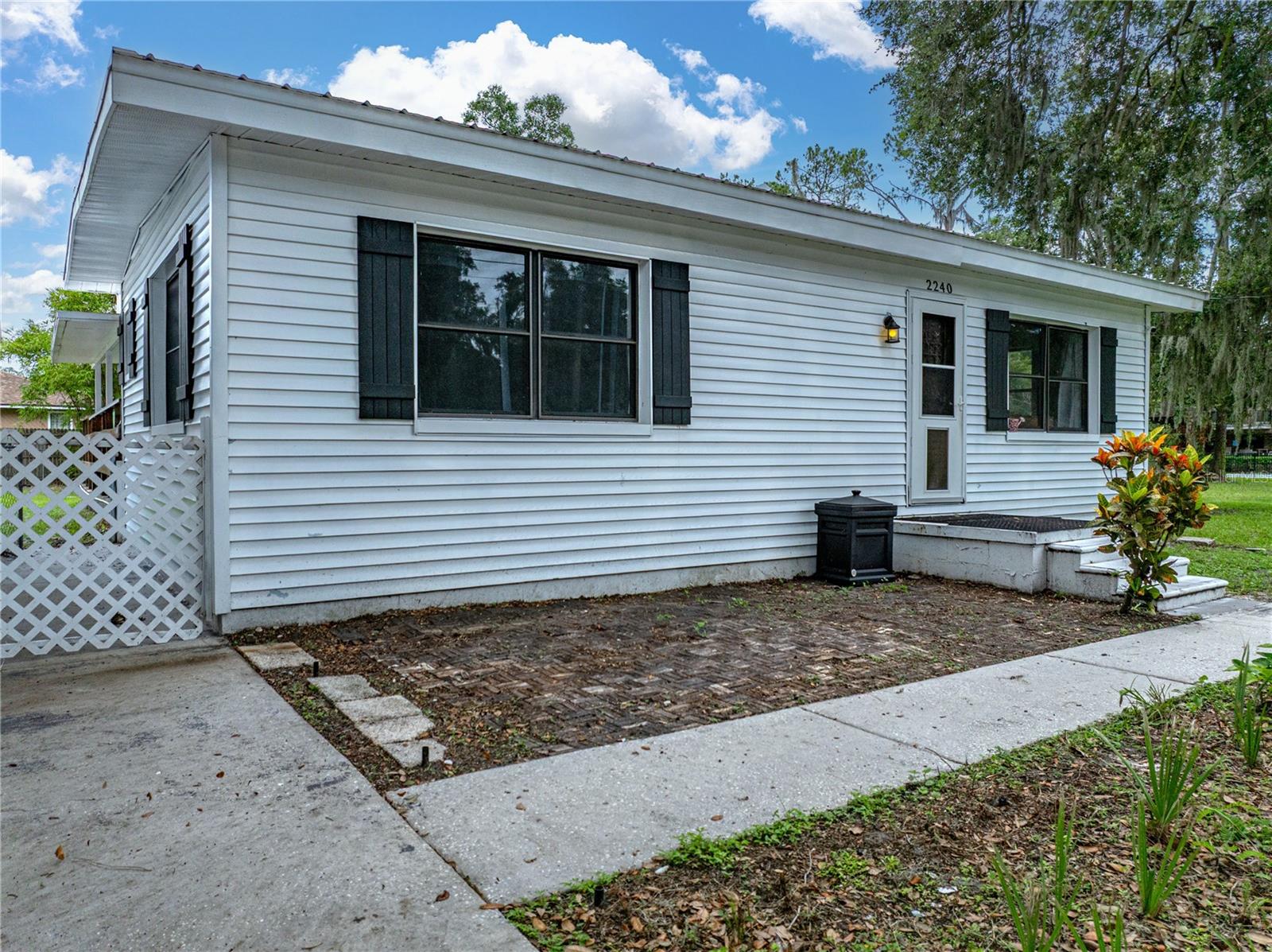 Image 9 of 60 For 2240 Parker Road
