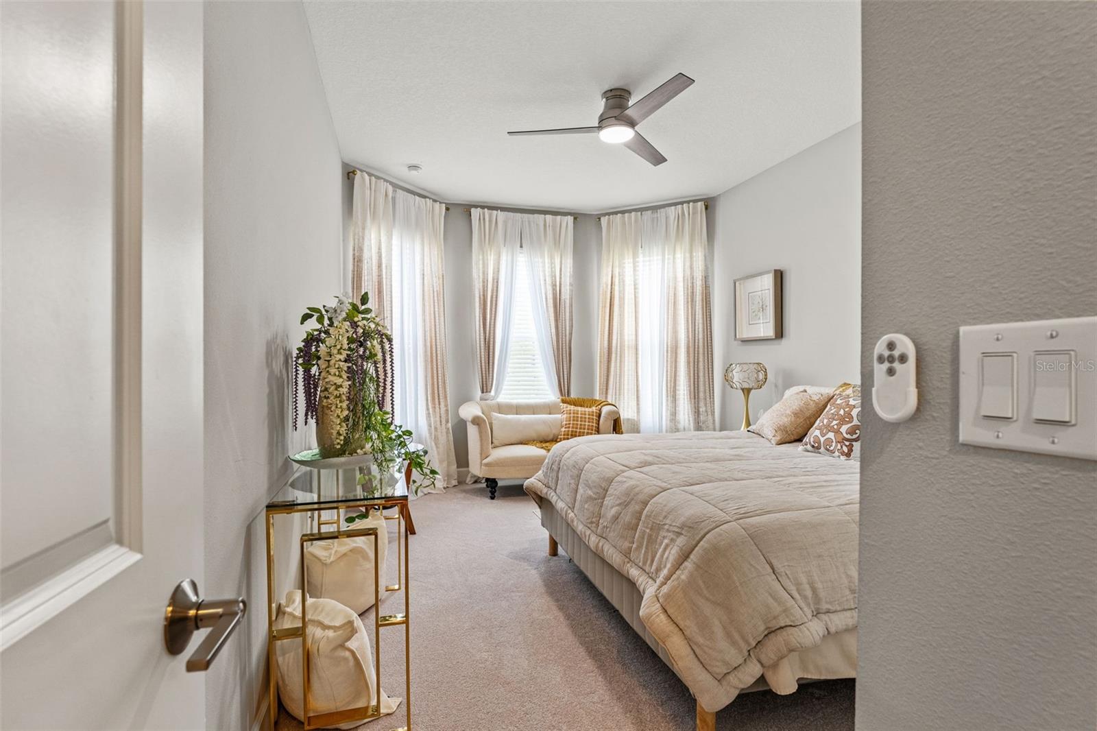 Listing photo id 8 for 4520 Freccia Loop