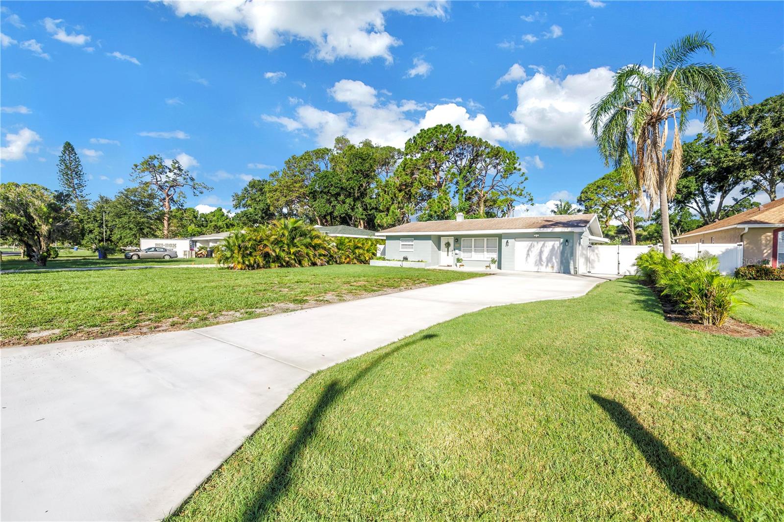 Details for 2135 Desoto Way S, ST PETERSBURG, FL 33712