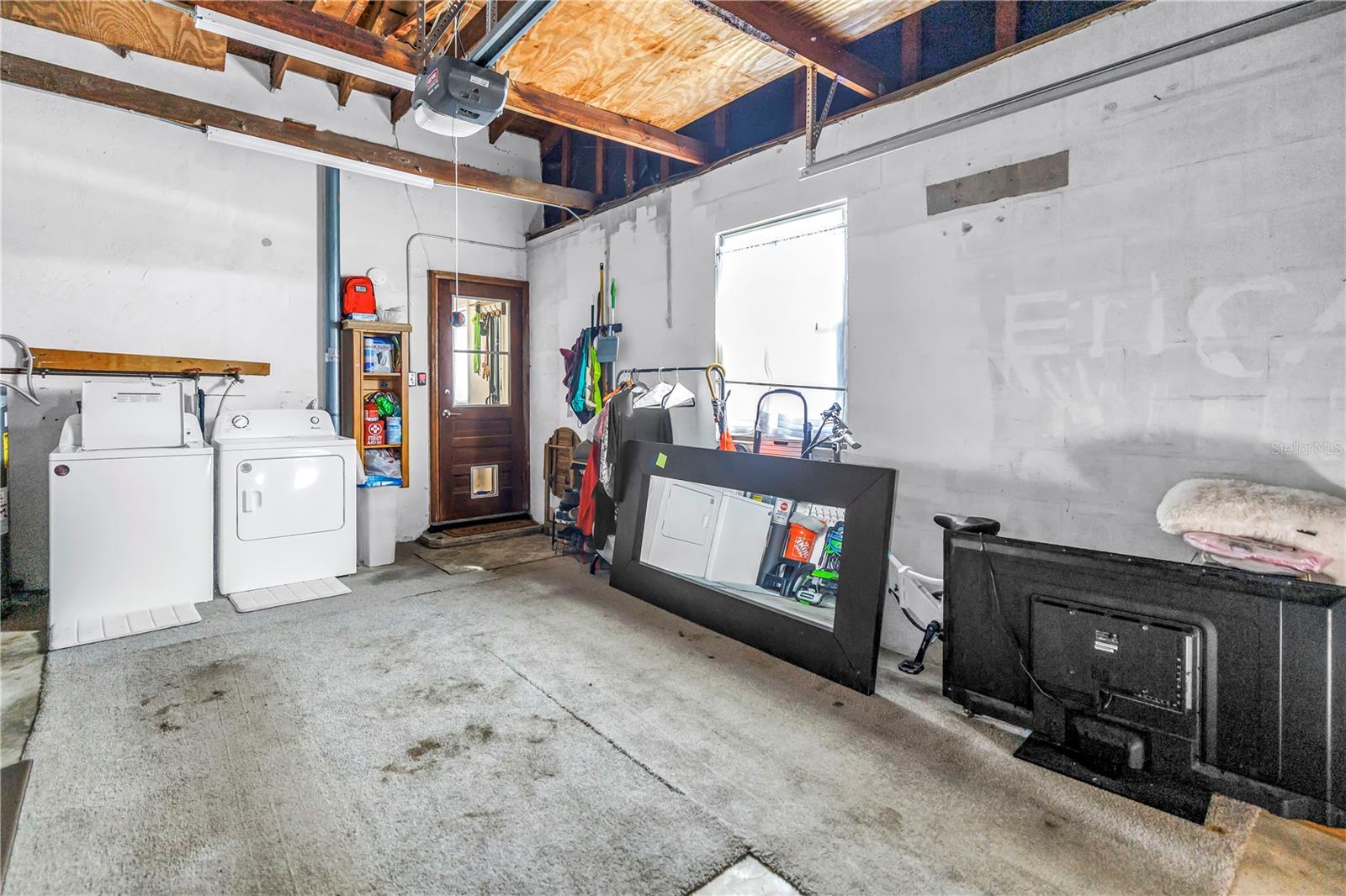 Image 40 of 47 For 2135 Desoto Way S
