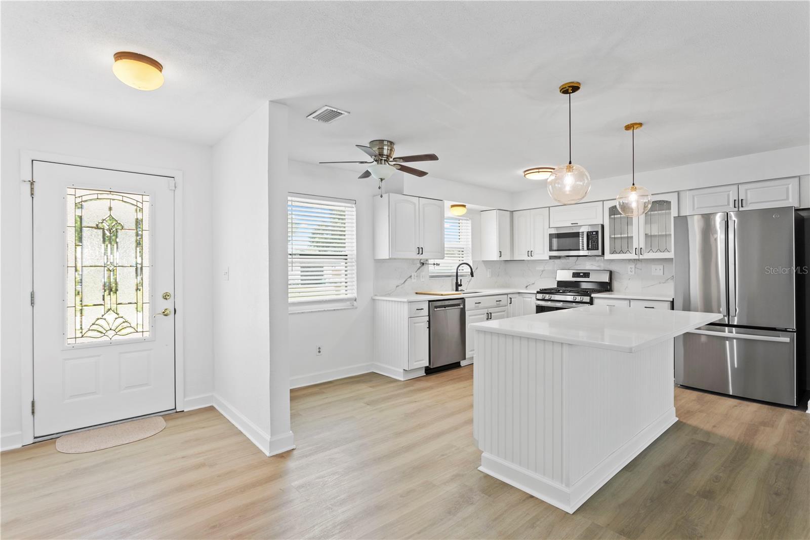 Image 3 of 32 For 11723 67th Avenue