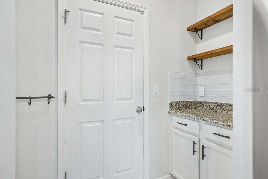 Image 13 of 38 For 13333 Palmera Vista Drive