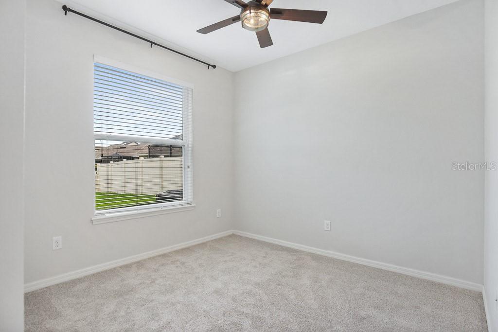 Image 15 of 38 For 13333 Palmera Vista Drive