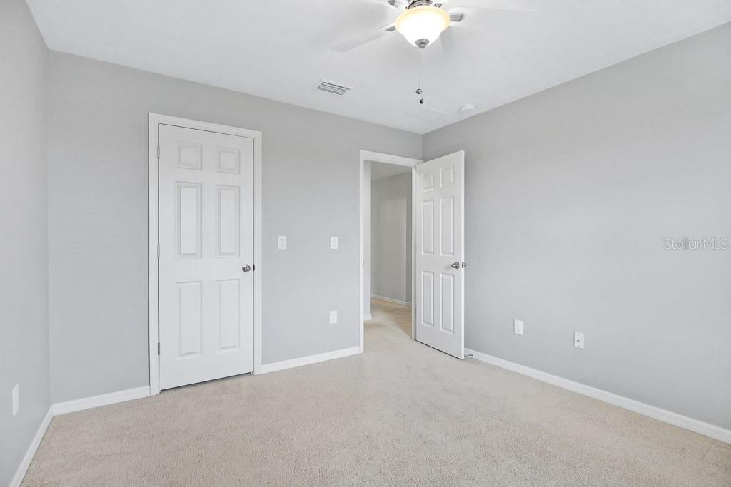 Image 27 of 38 For 13333 Palmera Vista Drive
